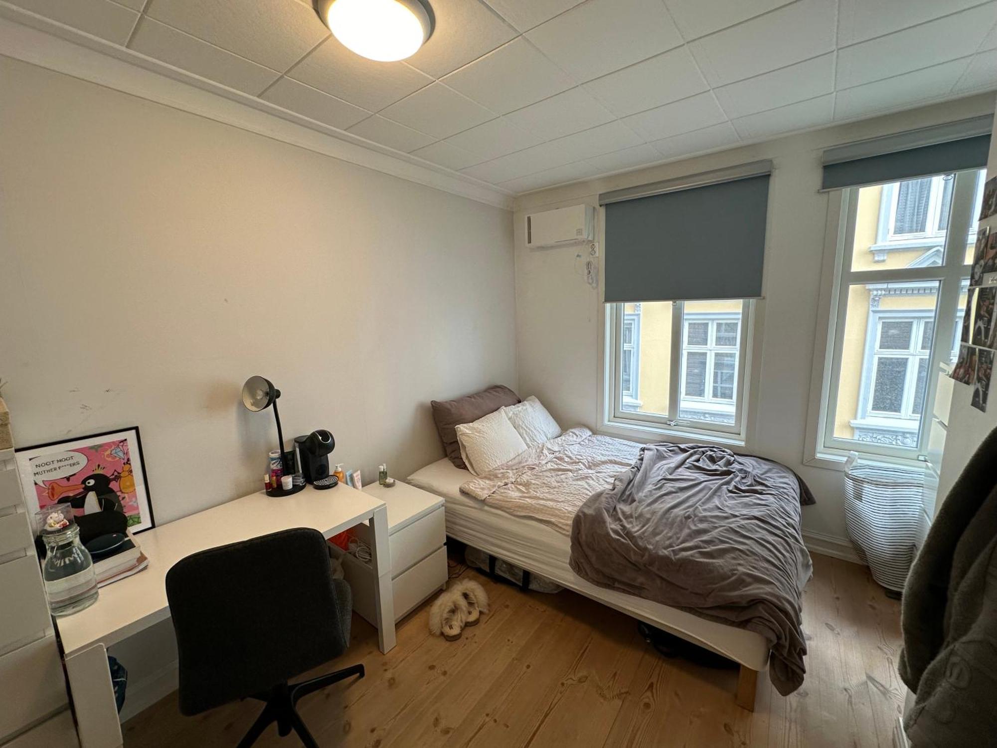 Appartamento Sjarmerende Bolig Like Ved Togstasjonen Bergen Esterno foto